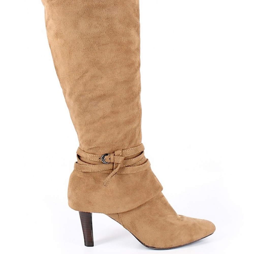 Impo Size 7 1/2 Tan Boots